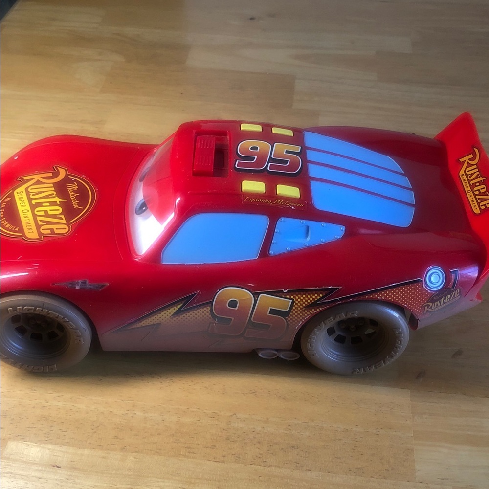 Rare Y2k Red plastic diecast 95Lightning McQueen Toy Car - Picture 4 of 16